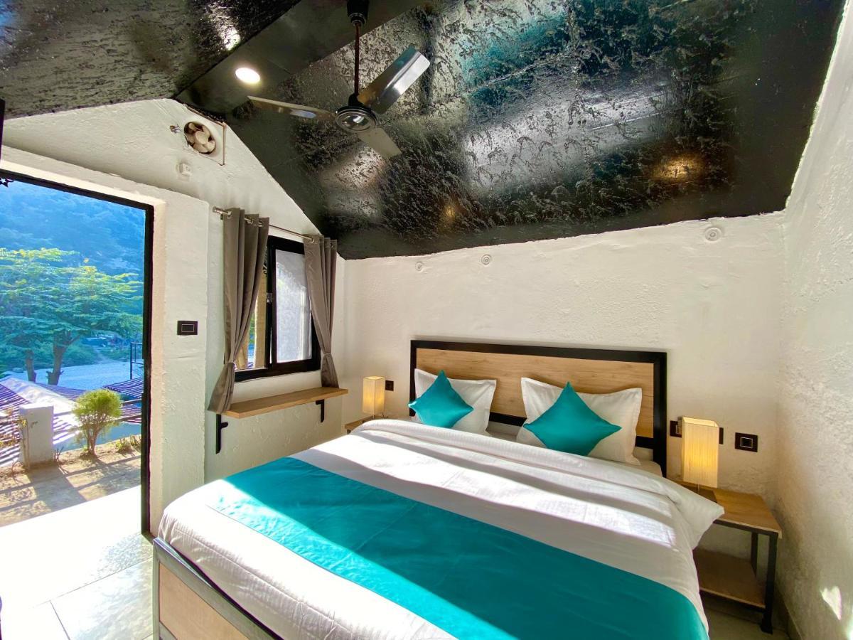 Euphoric River Resort Risikés Kültér fotó