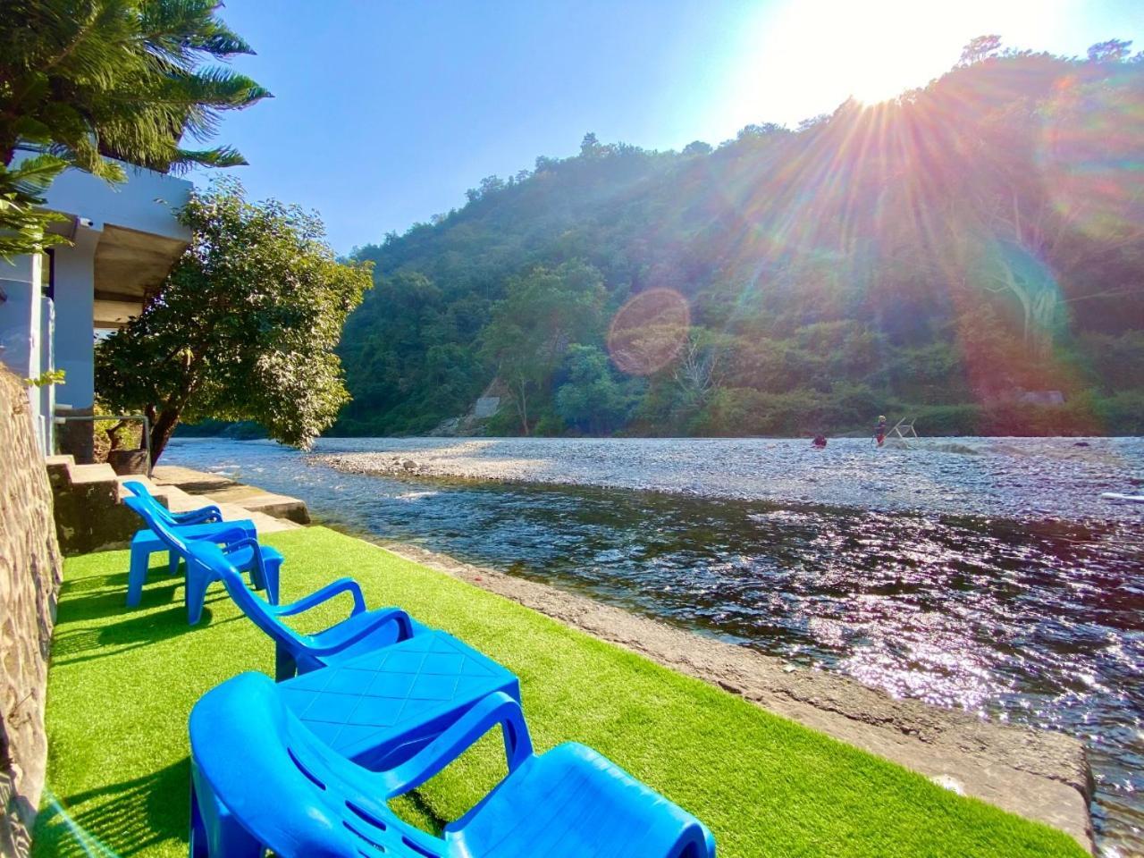 Euphoric River Resort Risikés Kültér fotó