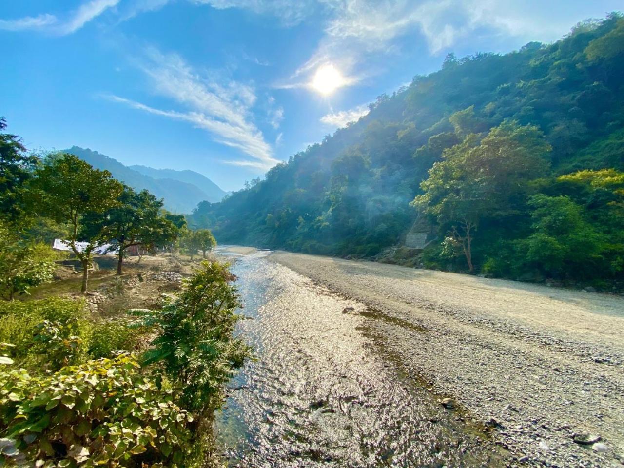 Euphoric River Resort Risikés Kültér fotó