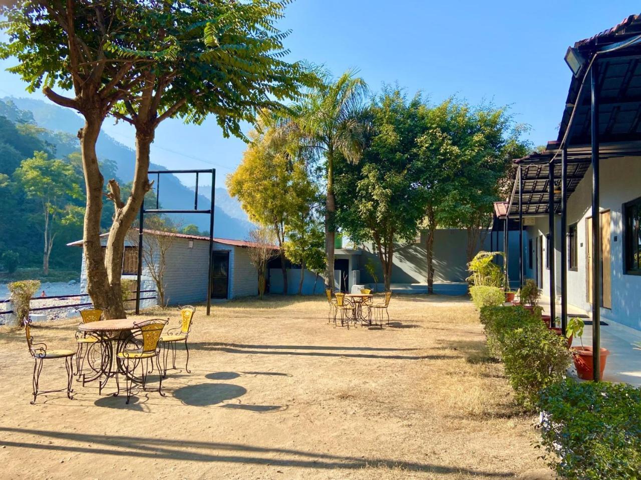 Euphoric River Resort Risikés Kültér fotó