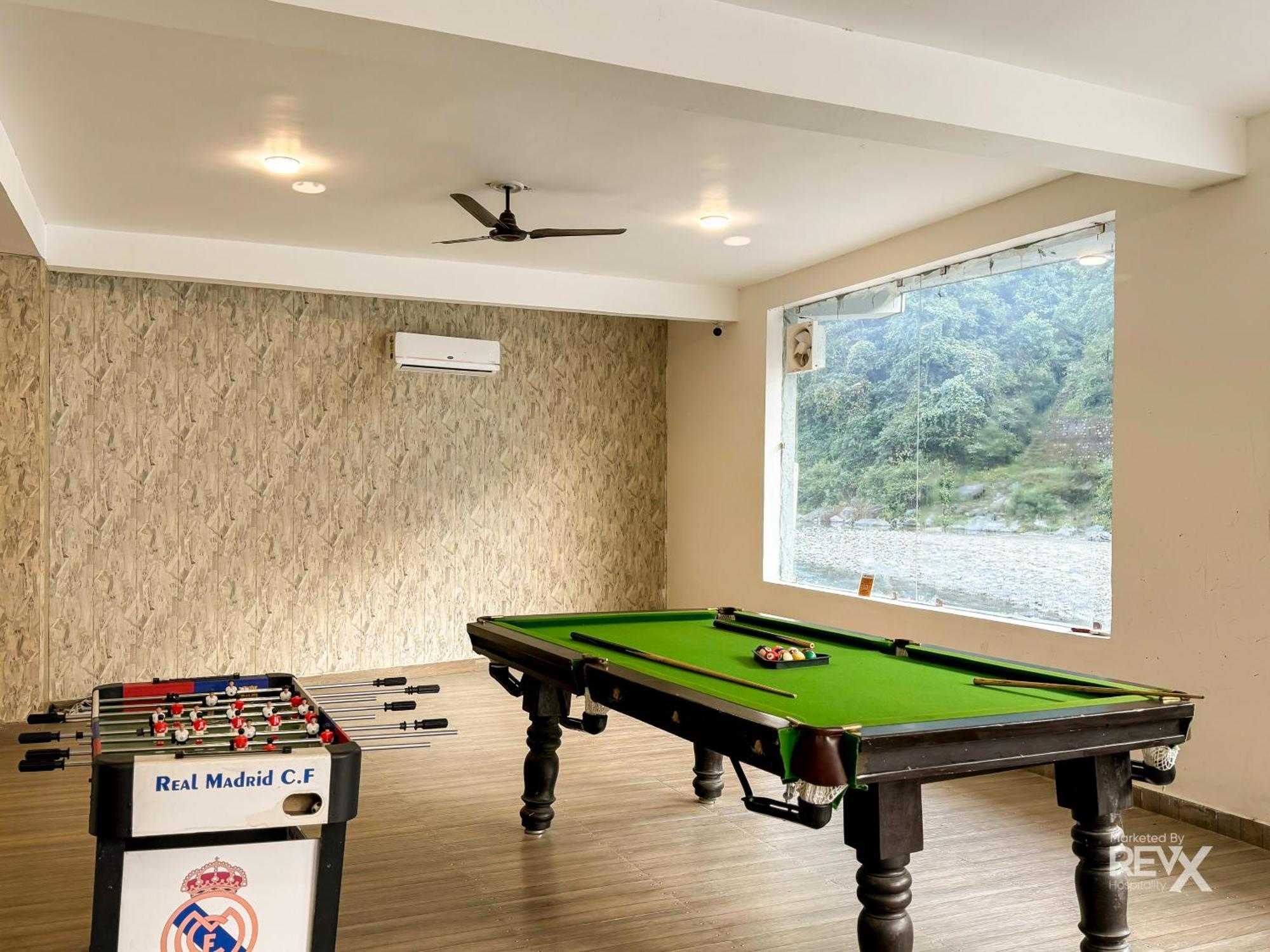 Euphoric River Resort Risikés Kültér fotó
