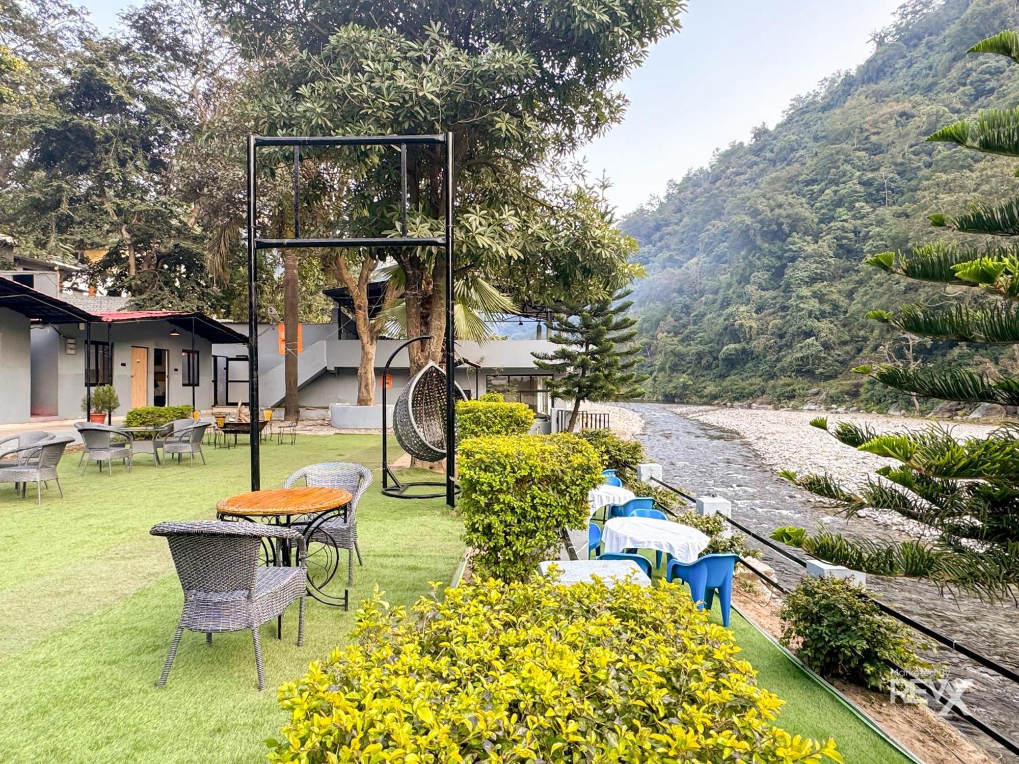 Euphoric River Resort Risikés Kültér fotó